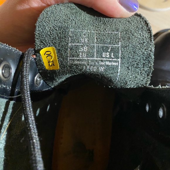 Doc Marten’s 1460 boots - Picture 9 of 9